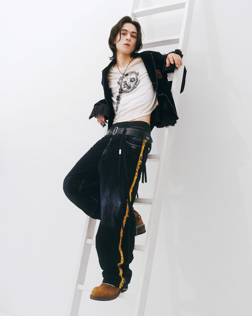 パンツと同系色のボクサーショーツ+ジャケット