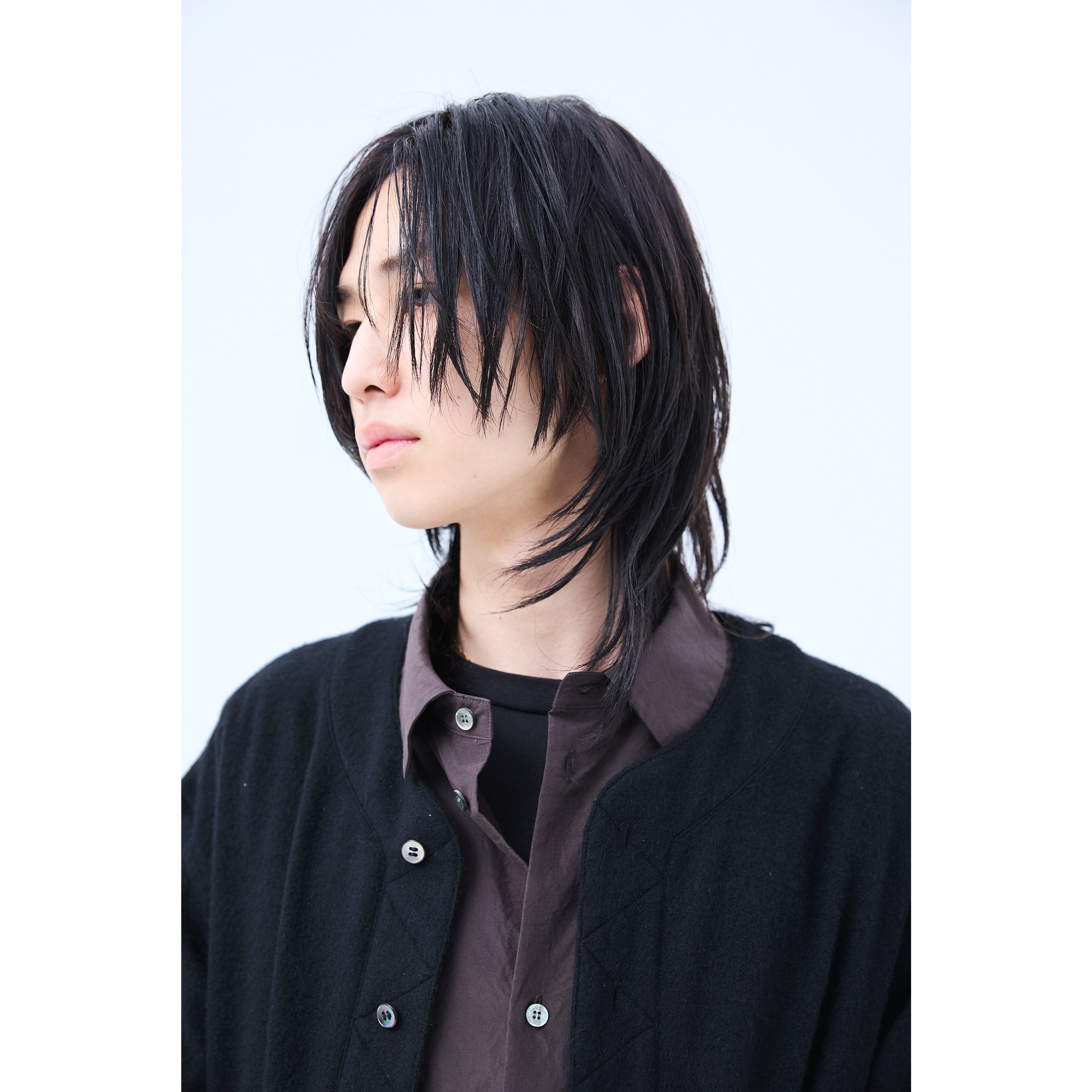独自の縮毛矯正がキモに。質感重視でウルフの可能性を広げる【東京最旬ヘアカタログ】