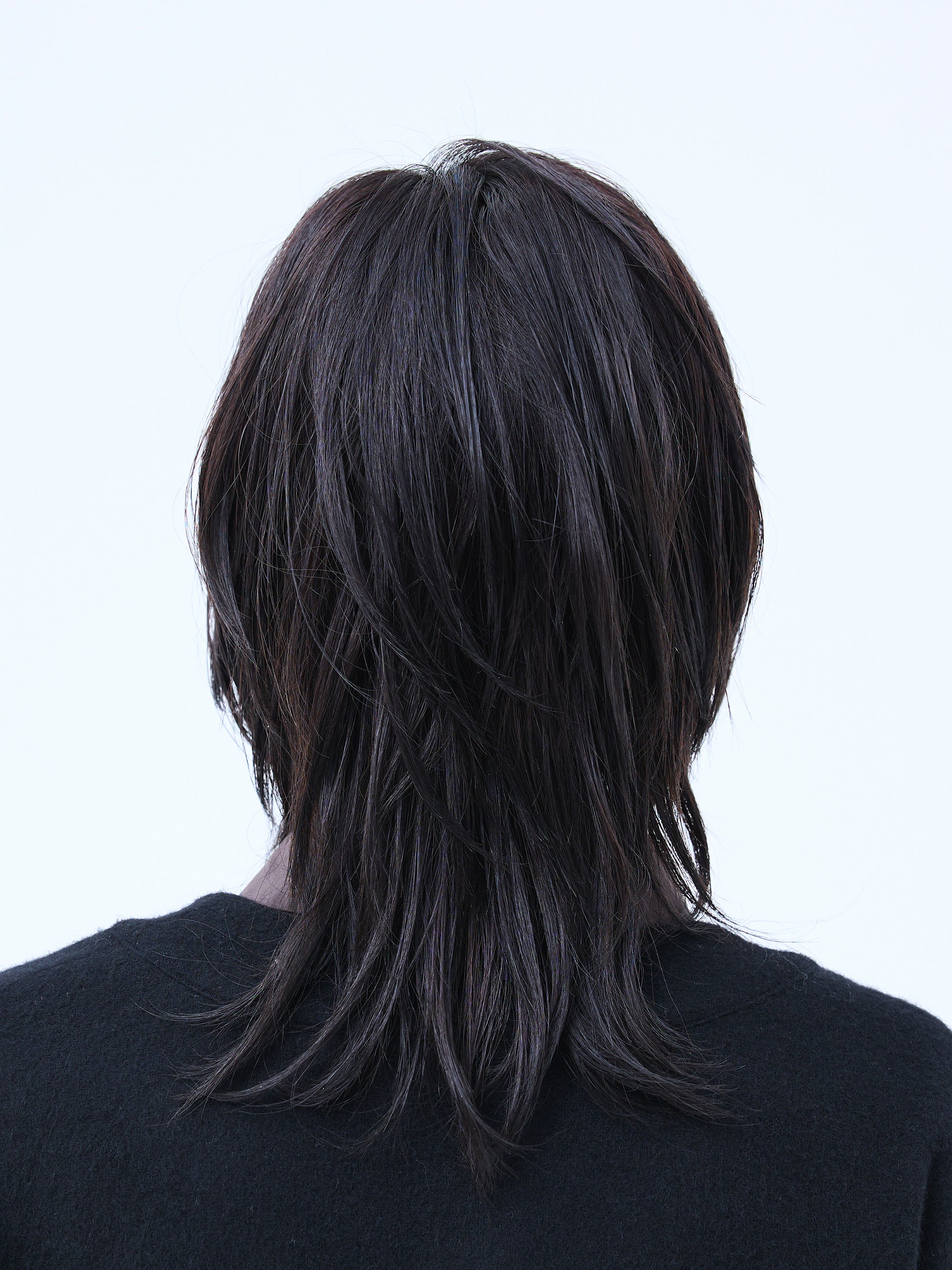 独自の縮毛矯正がキモに。質感重視でウルフの可能性を広げる【東京最旬ヘアカタログ】