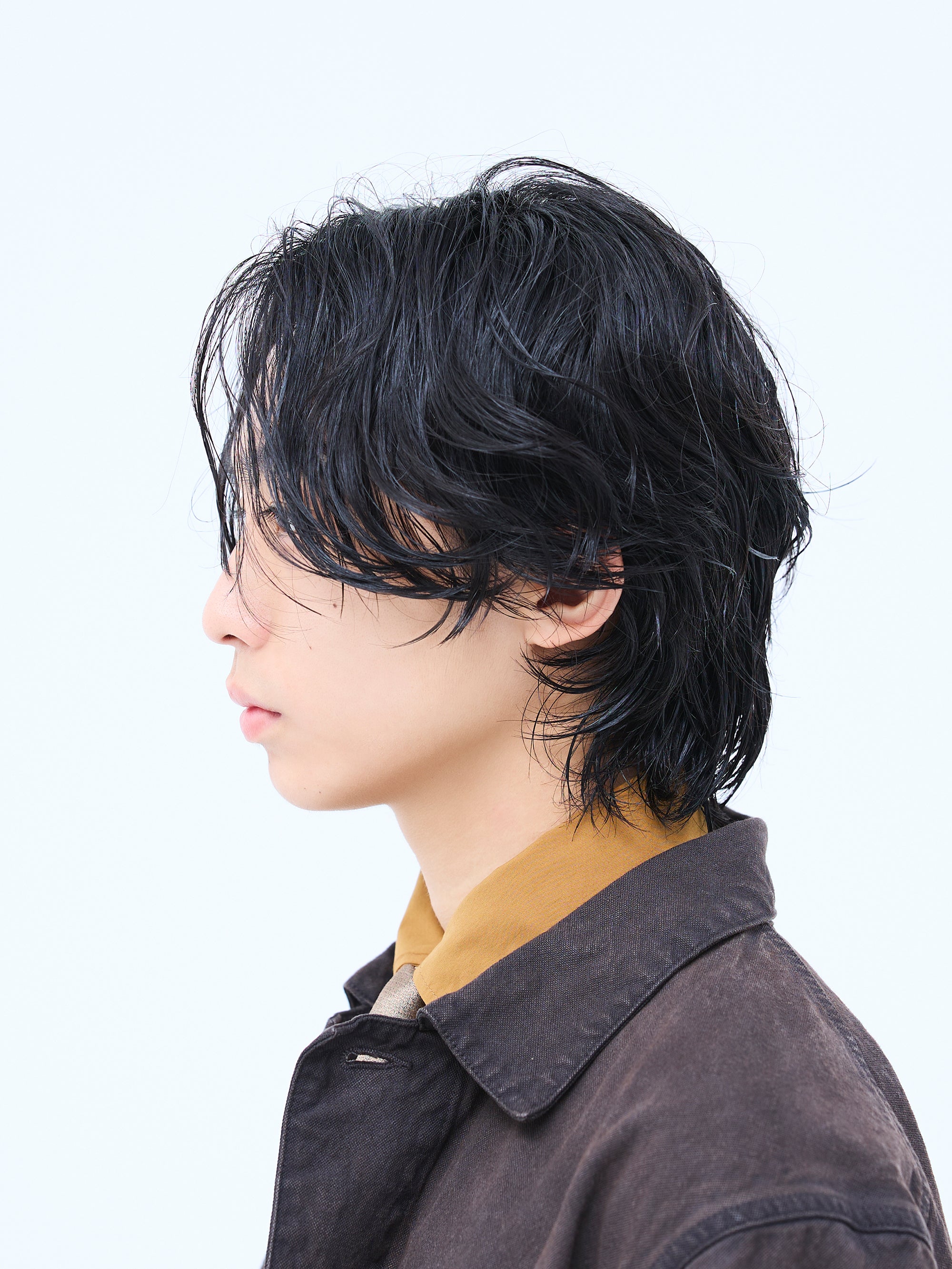 トラッドなきれいめスタイルを、ラフなウェーブと濡れ質感で今っぽく【東京最旬ヘアカタログ】